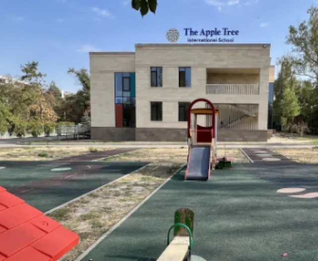 The Apple Tree