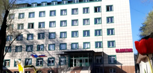 Dostyq School