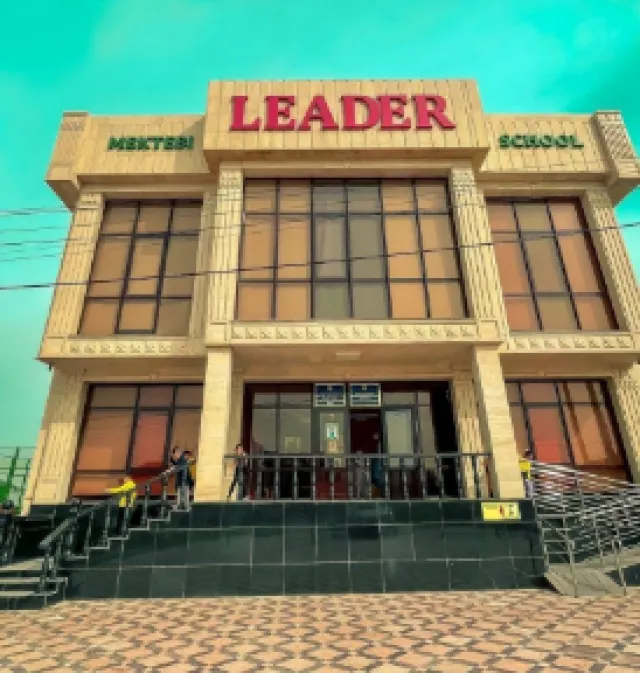 Leader Innovation lyceum